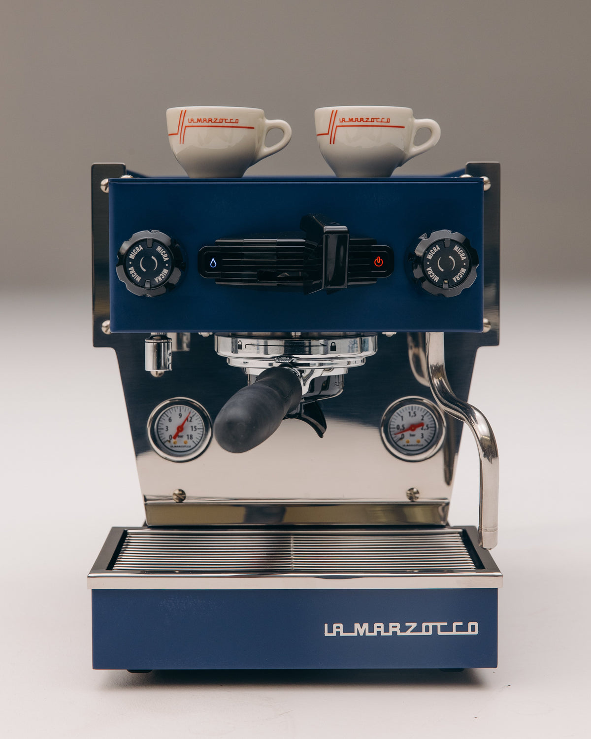 La Marzocco Linea Mini R bleu – vue de face